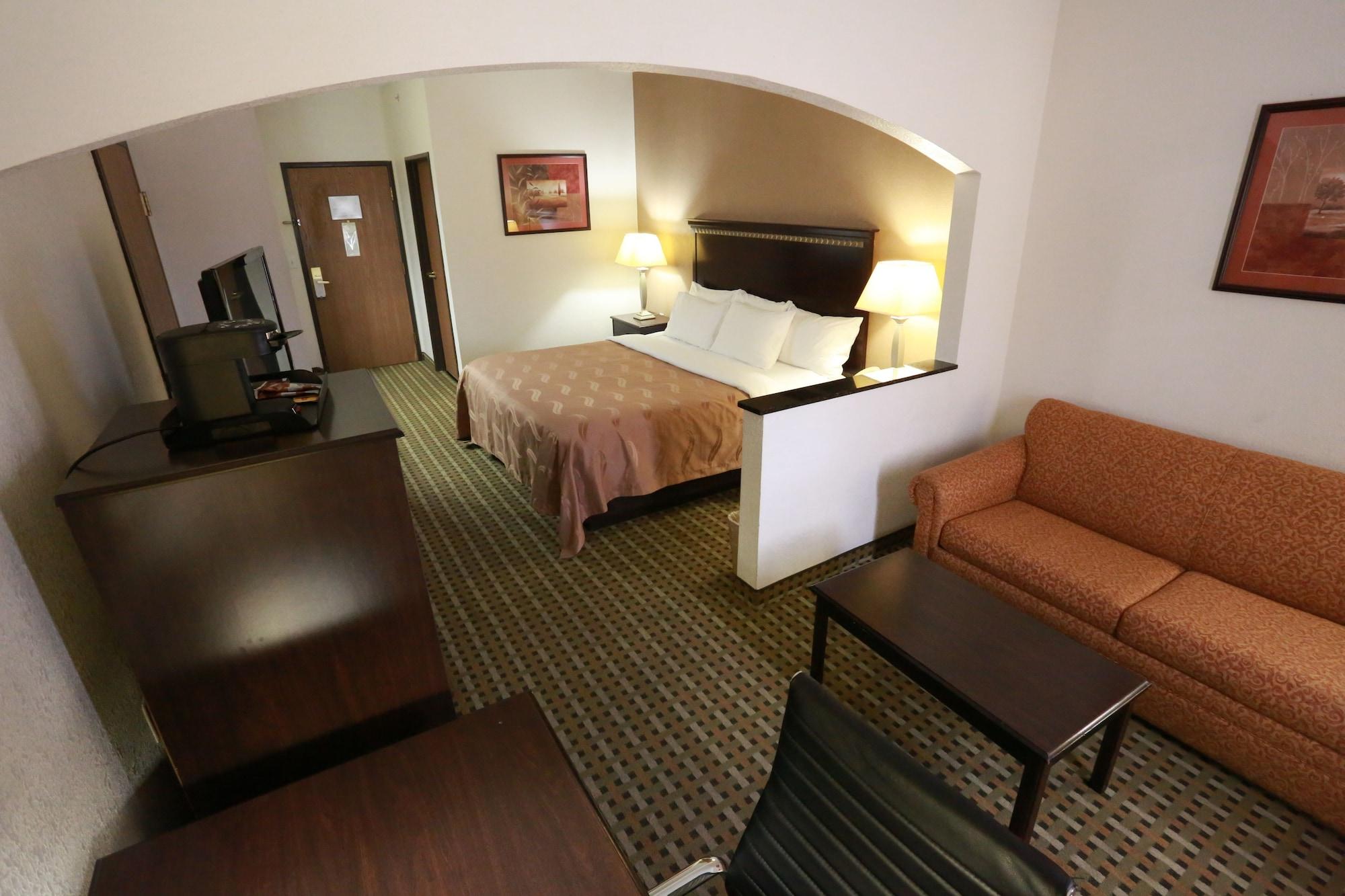 Quality Suites Burleson - Ft Worth מראה חיצוני תמונה