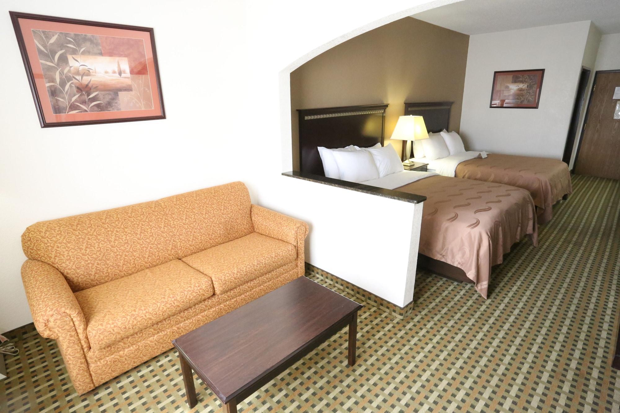 Quality Suites Burleson - Ft Worth מראה חיצוני תמונה