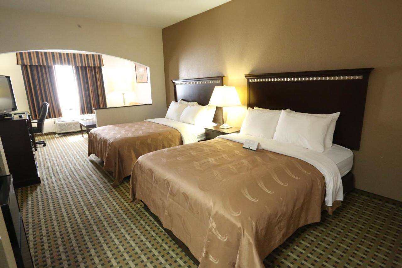 Quality Suites Burleson - Ft Worth מראה חיצוני תמונה