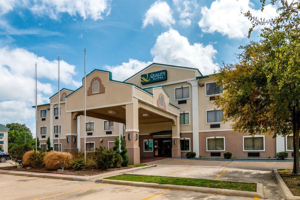 Quality Suites Burleson - Ft Worth מראה חיצוני תמונה