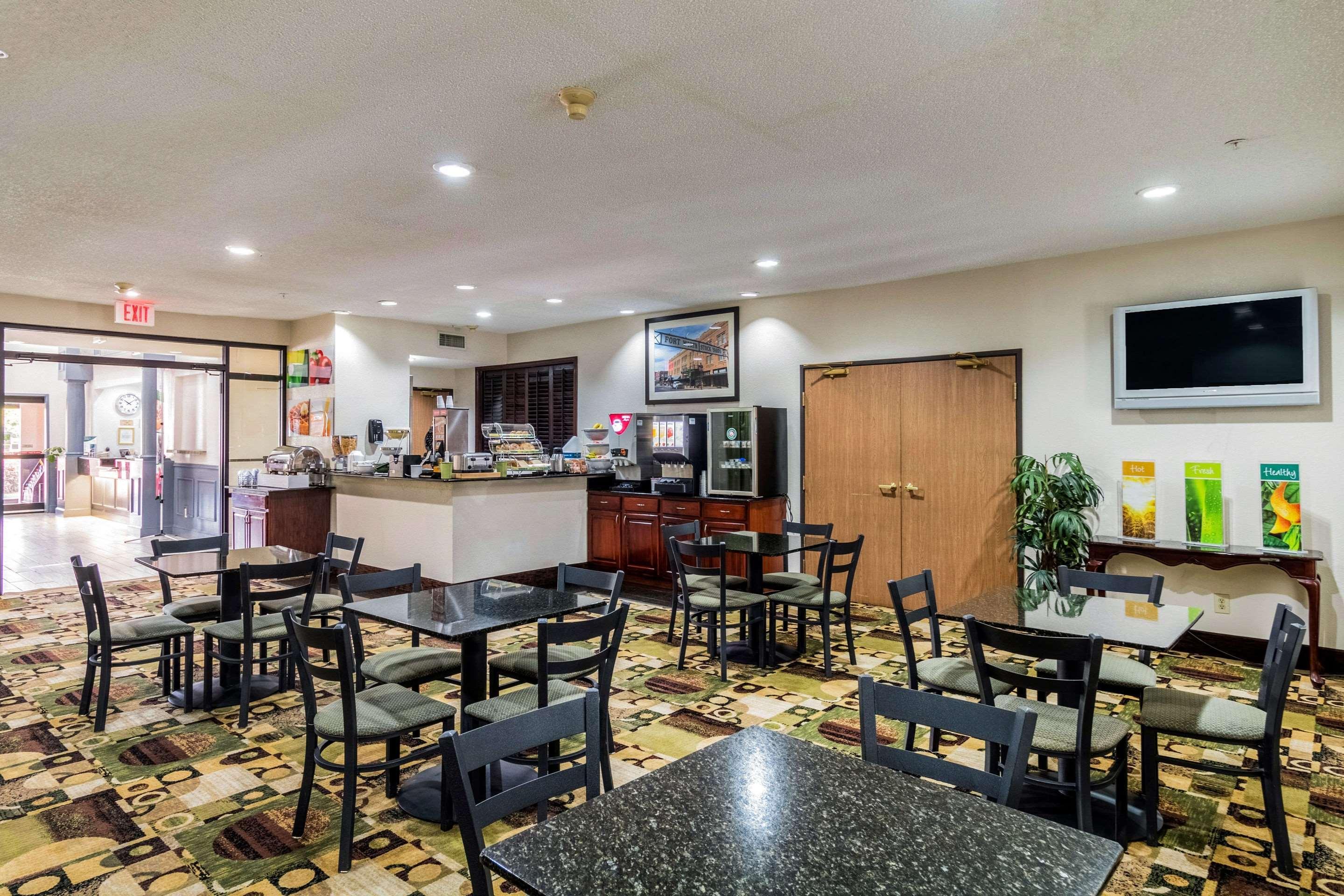 Quality Suites Burleson - Ft Worth מראה חיצוני תמונה