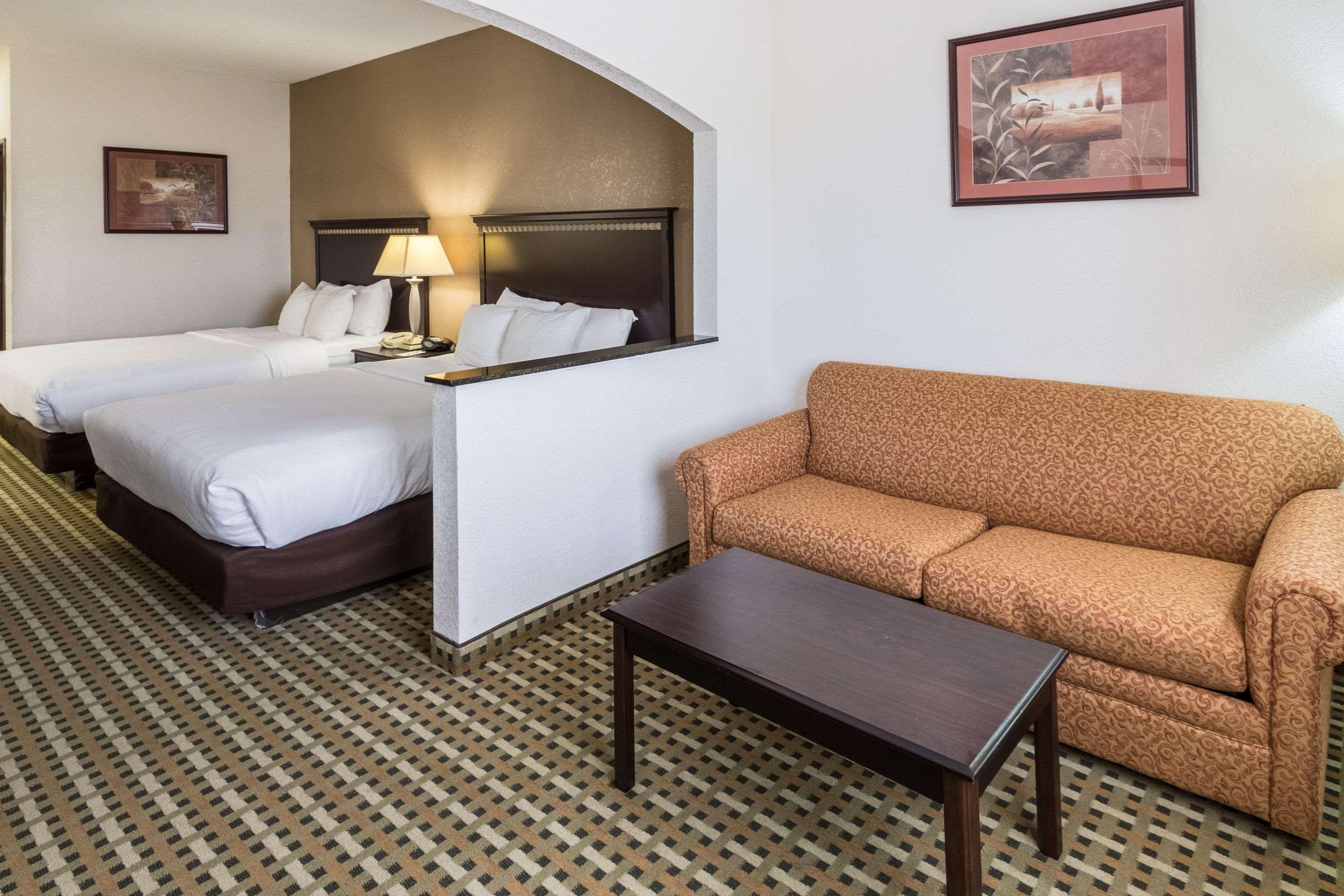Quality Suites Burleson - Ft Worth מראה חיצוני תמונה