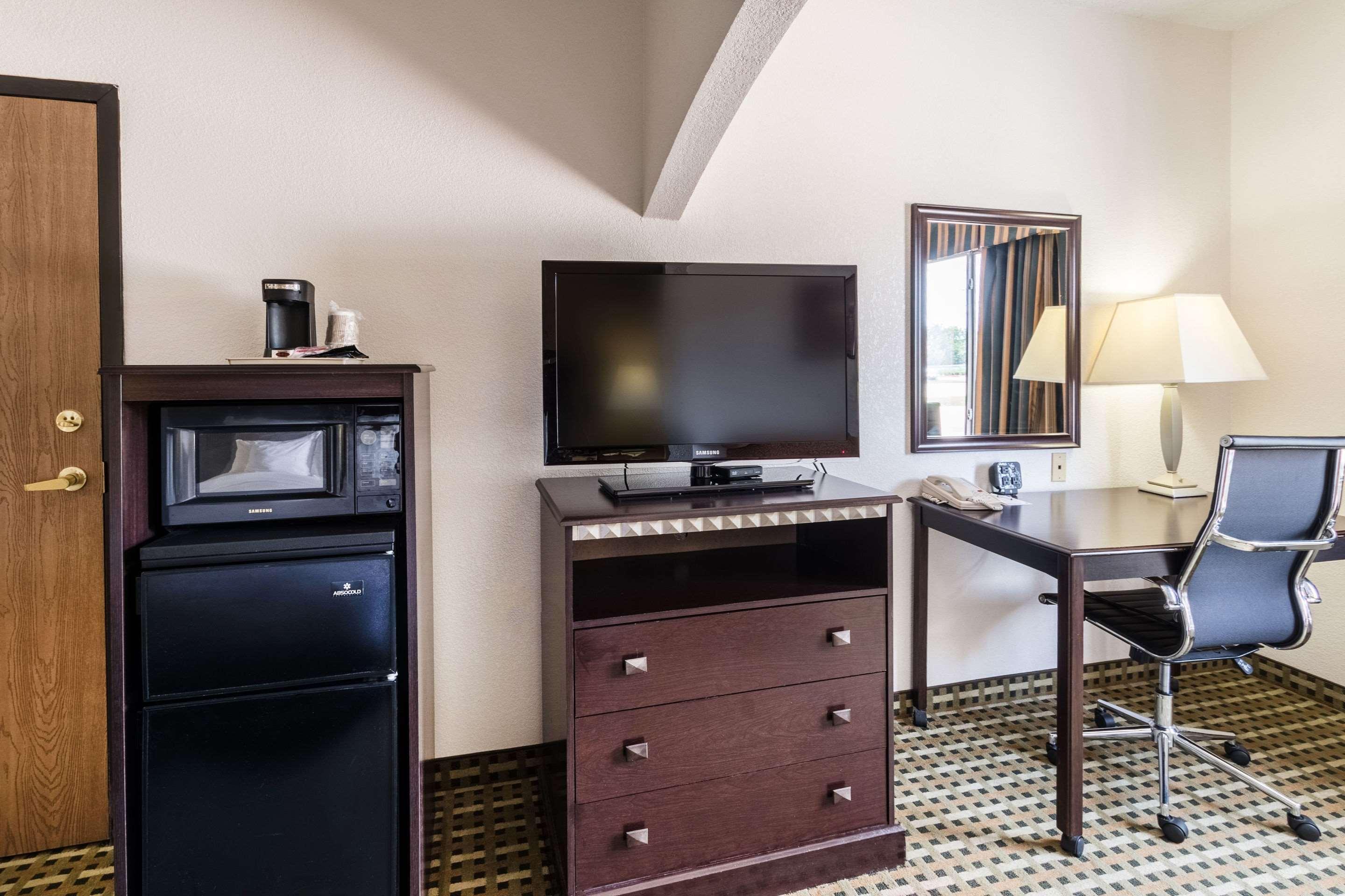 Quality Suites, Ft Worth בורלסון מראה חיצוני תמונה