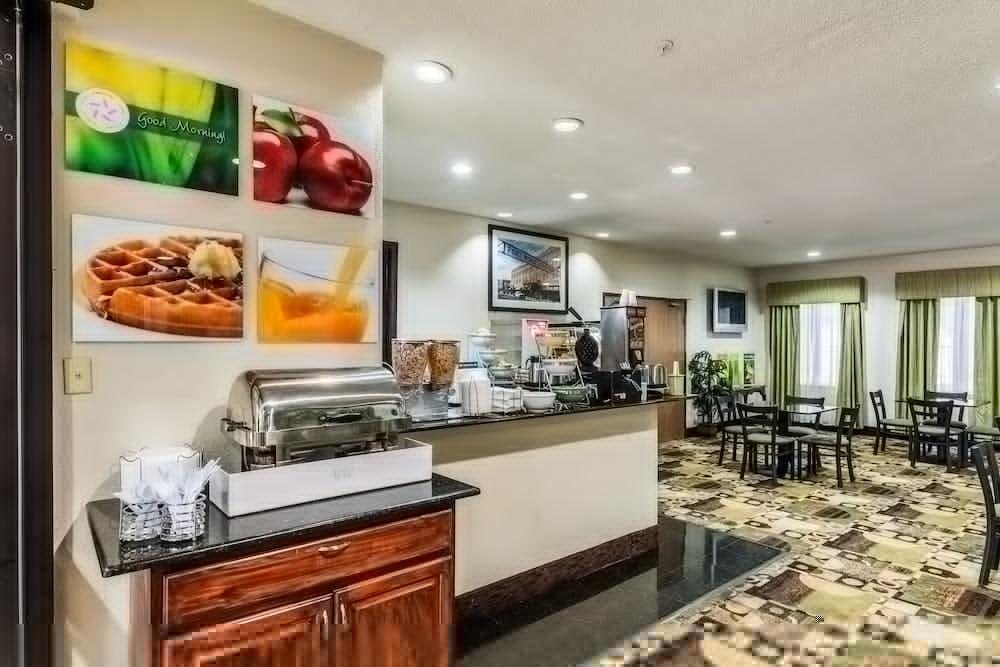 Quality Suites Burleson - Ft Worth מראה חיצוני תמונה
