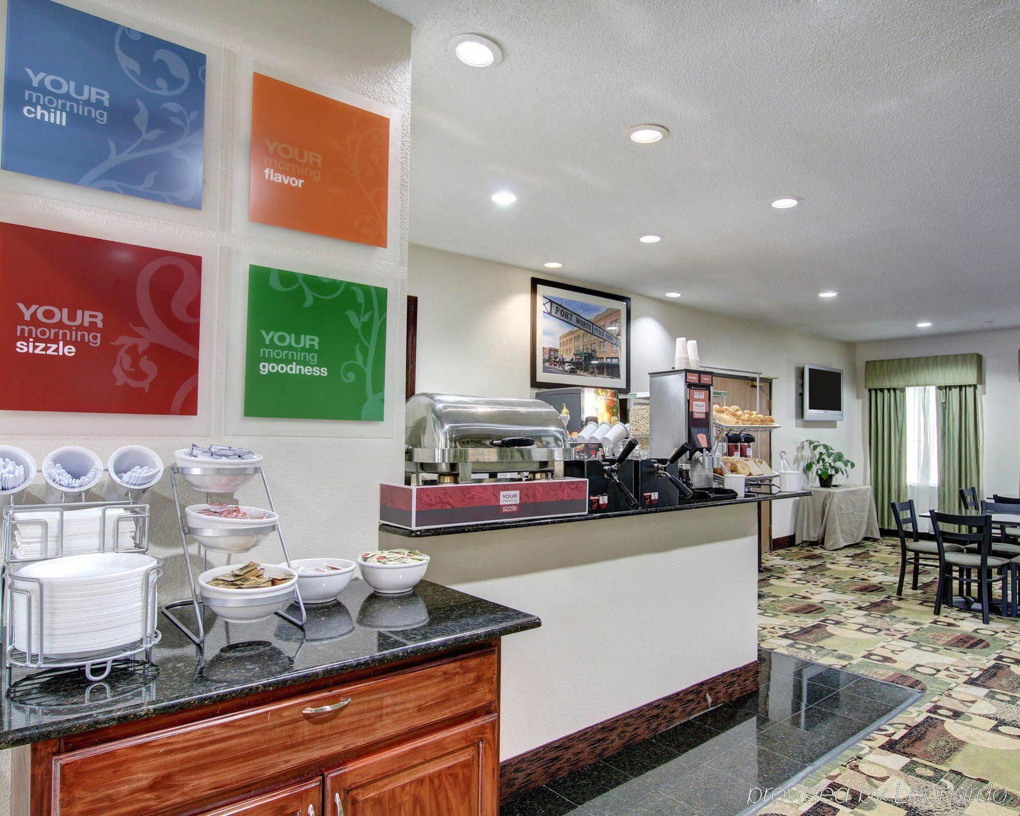 Quality Suites Burleson - Ft Worth מראה חיצוני תמונה