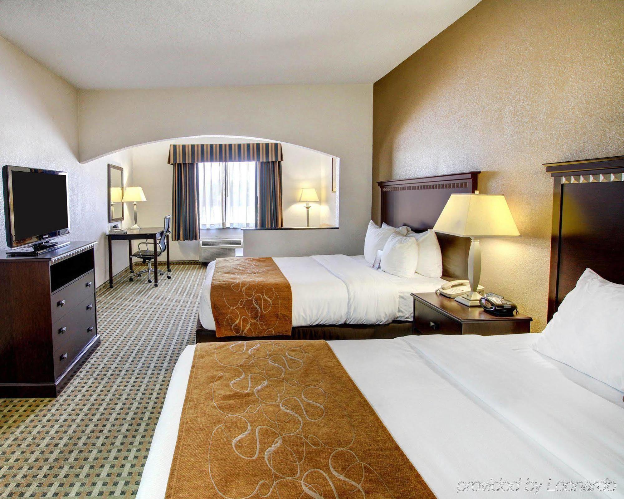 Quality Suites Burleson - Ft Worth מראה חיצוני תמונה